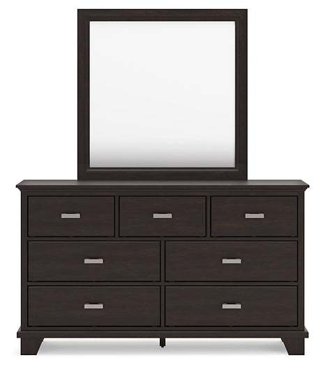 Covetown California King Panel Bed with Mirrored Dresser