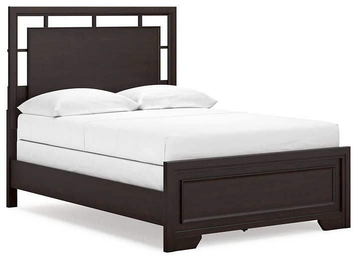 Covetown Full Panel Bed with Dresser and 2 Nightstands